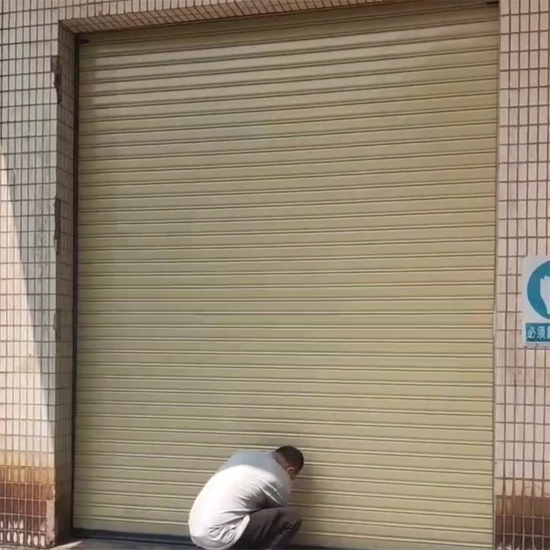 彩鋼（gāng）手拉卷閘 (12)